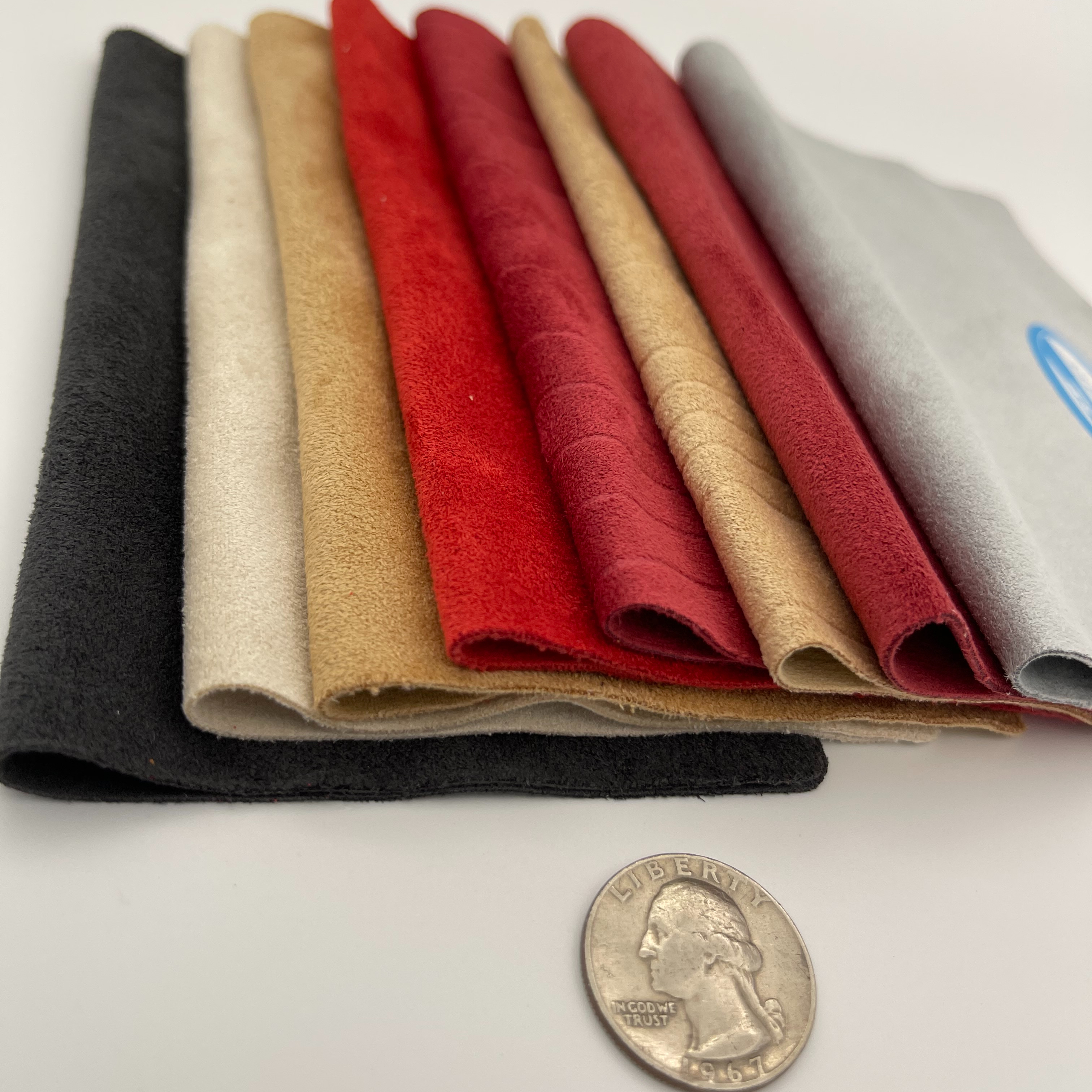 Лидер продаж, качественная цветная микрозамшевая кожаная ткань для автомобильного оболочки