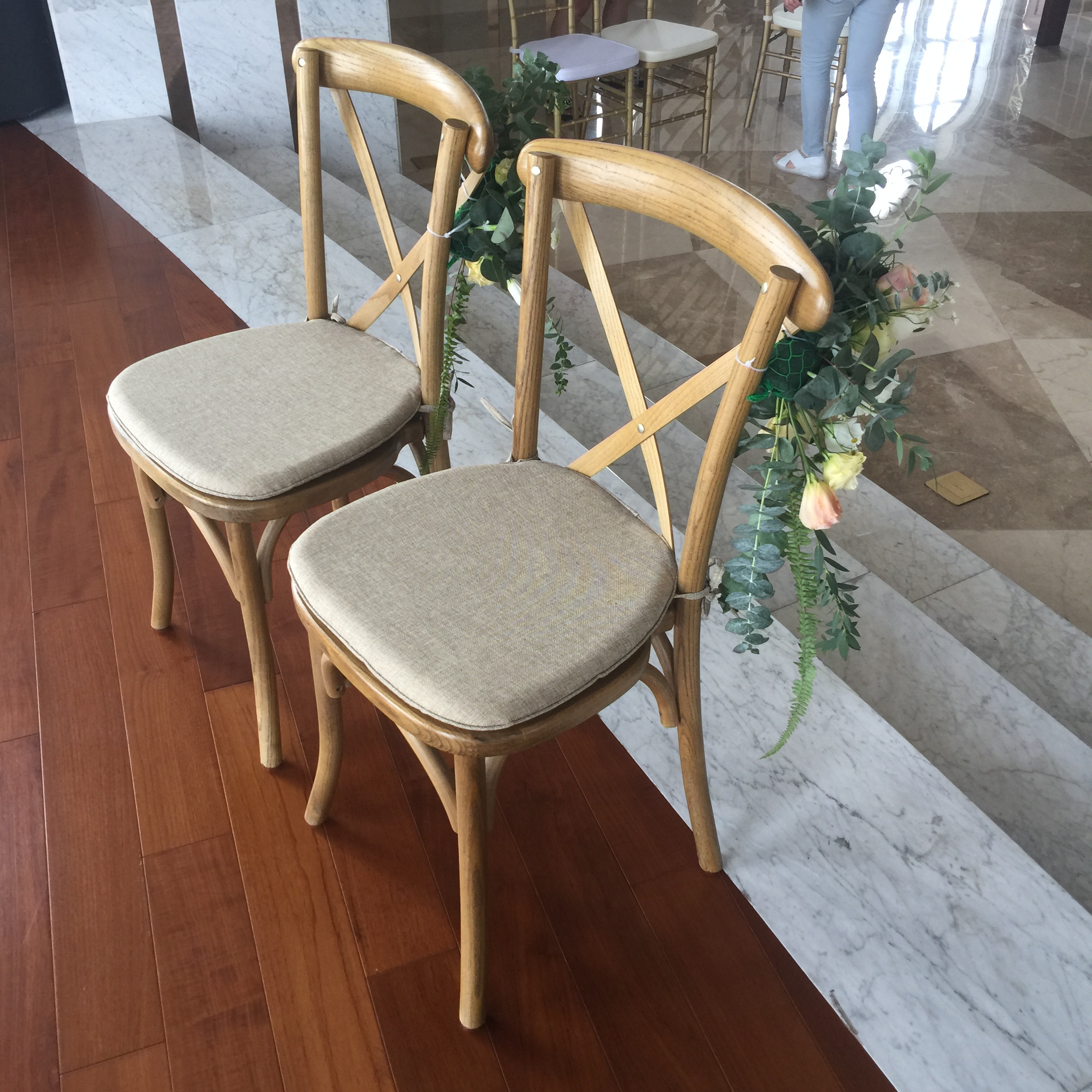 工厂自然的色彩木cross x靠背椅餐厅酒店活动派对租赁婚宴 - buy
