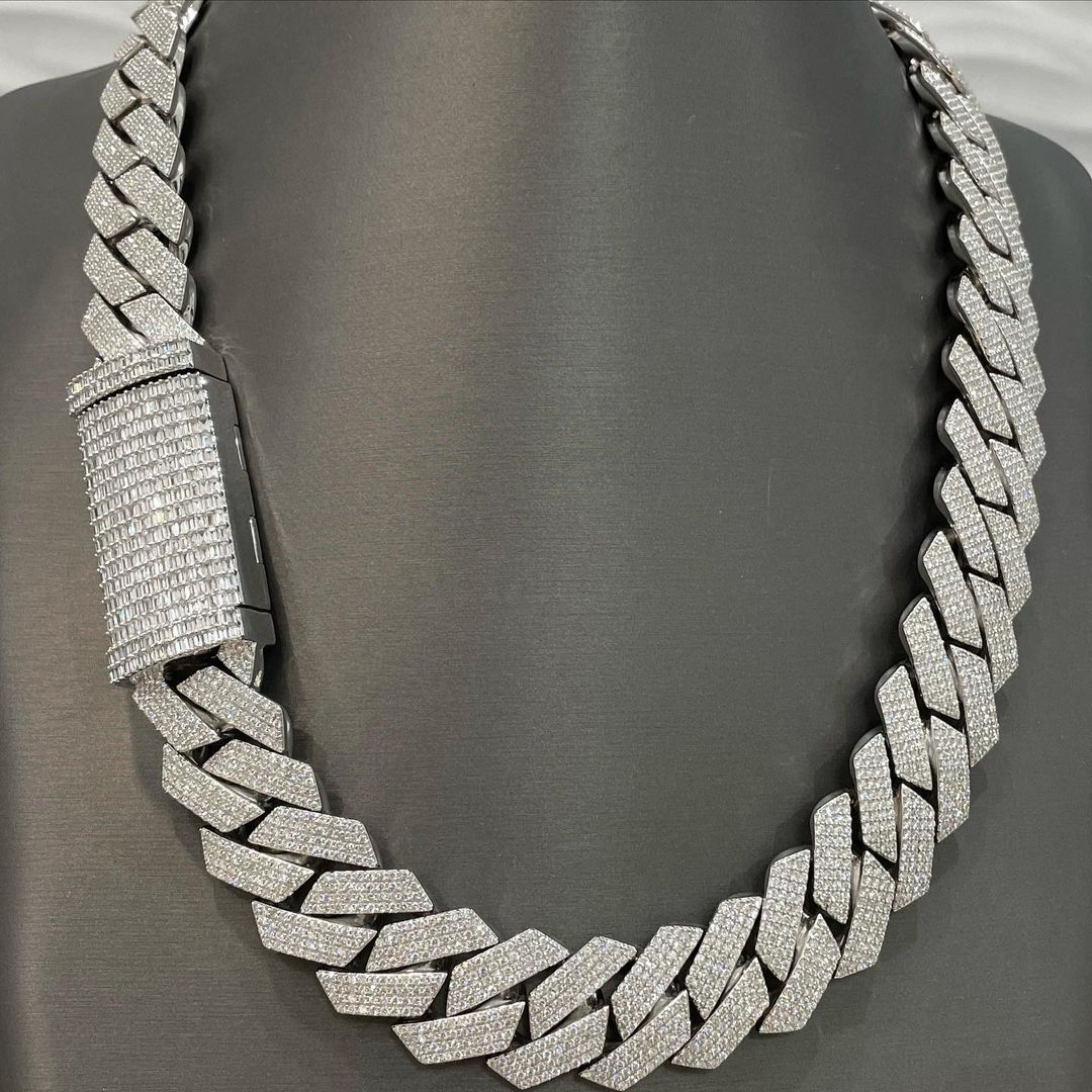 Mens Gold Chains 18mm Iced out Two Tone VVS Moissanite Miami Cuban Link Chain S925 Sterling Silver Necklace