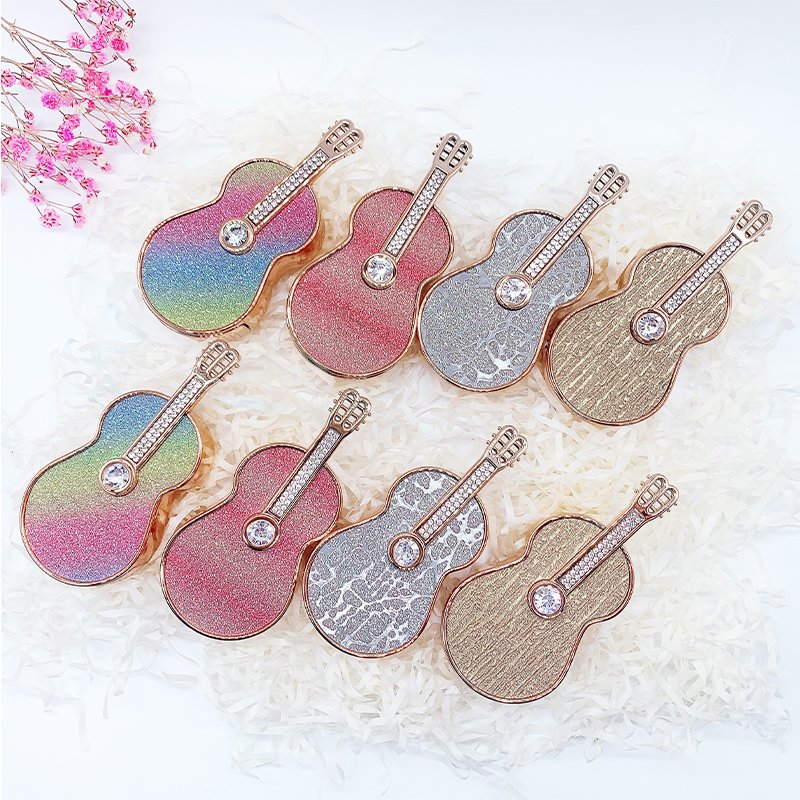 Оптовая продажа, индивидуальная торговая марка в различных цветах, уникальная гитарная форма с ювелирным пустым тюбиком для губной помады, тюбик для бальзама для губ