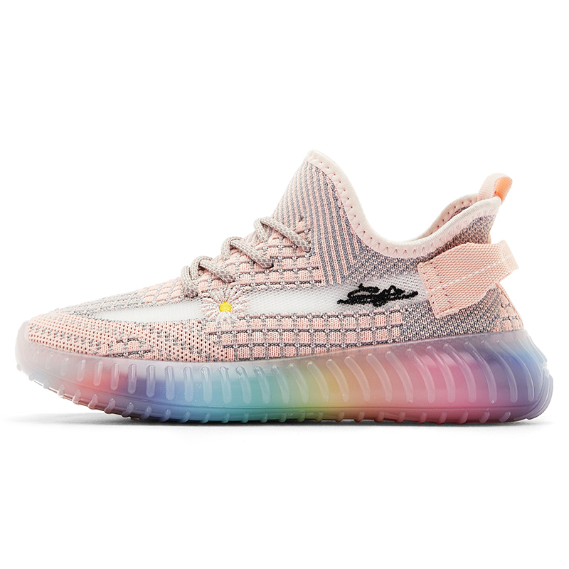 Женская спортивная обувь на резиновой подошве из дышащего материала высокого качества