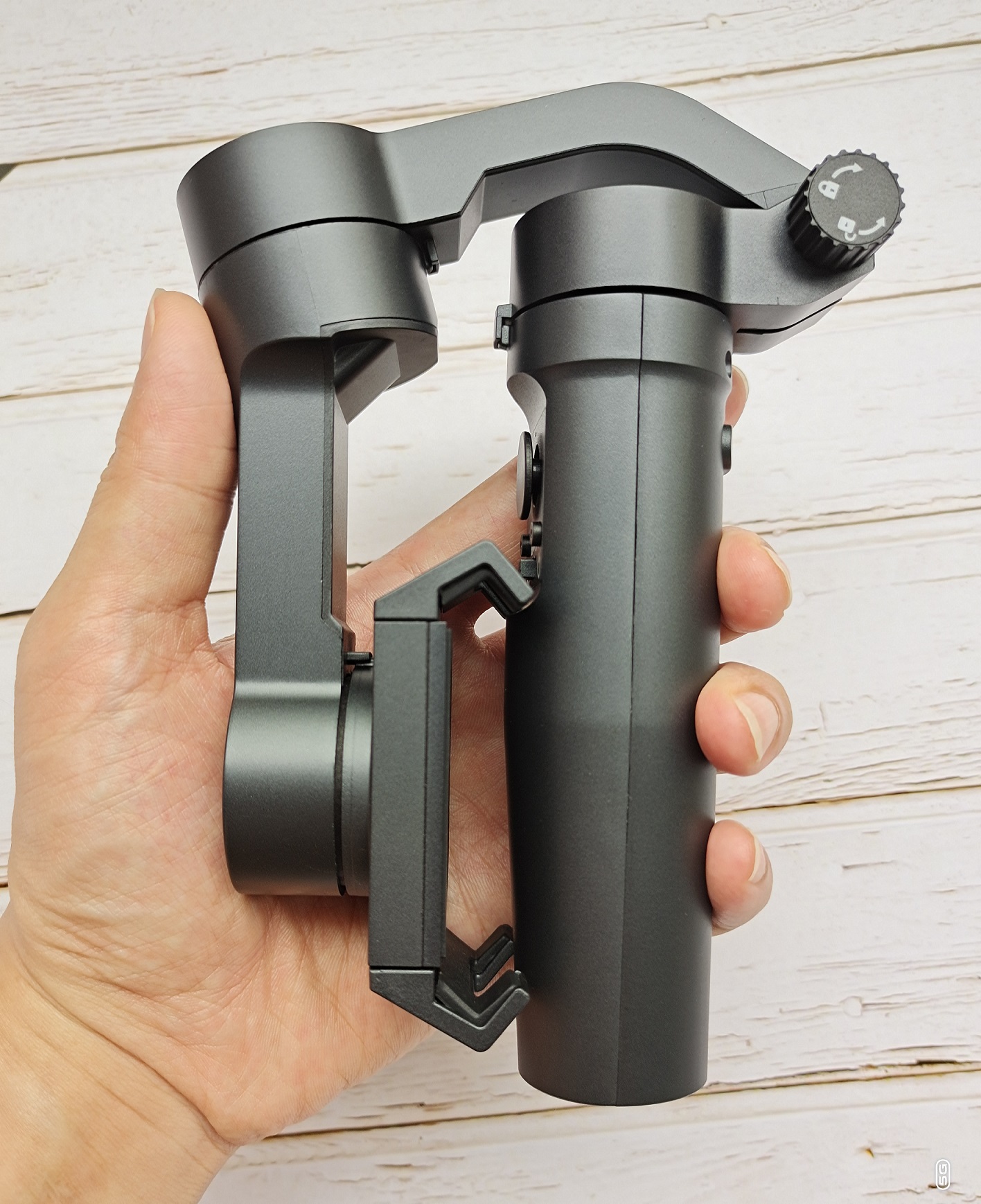 Портативный стабилизатор для смартфона ручной 3-осевой и портативный монопод с шарнирным замком стабилизатор складной карданный стабилизатор для мобильного телефона