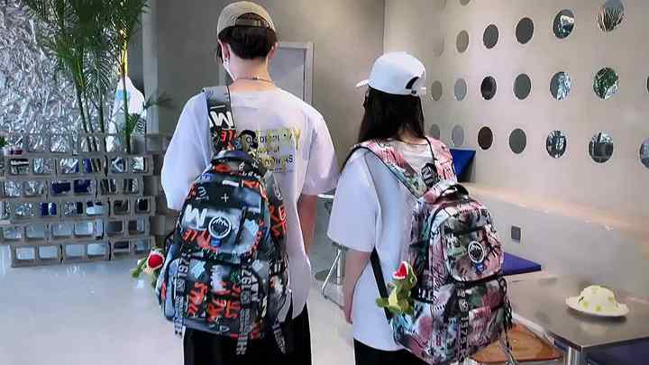 Secure and Stylish: Large Travel Laptop Backpacks for Students