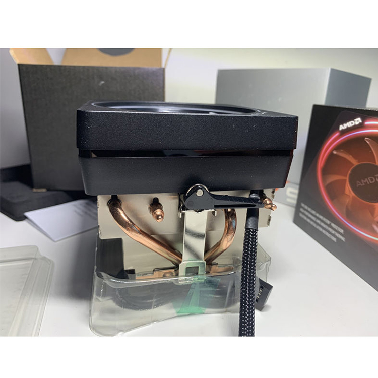AMD Ryzen 7 3700X CPU + Wraith Prismクーラー Amazon | AMD Ryzen 7 3700X with Wraith Prism cooler 3.6GHz 8