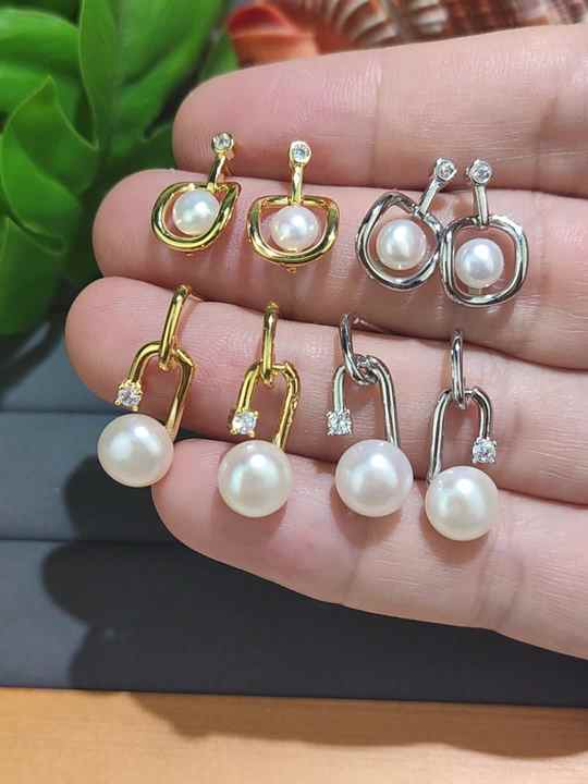 Alloy Gold Plated Octopus Stud Earrings 10mm Freshwater Rice Pearl 9mm Bread Pearl with Flower Women's Jewelry Ear Ring