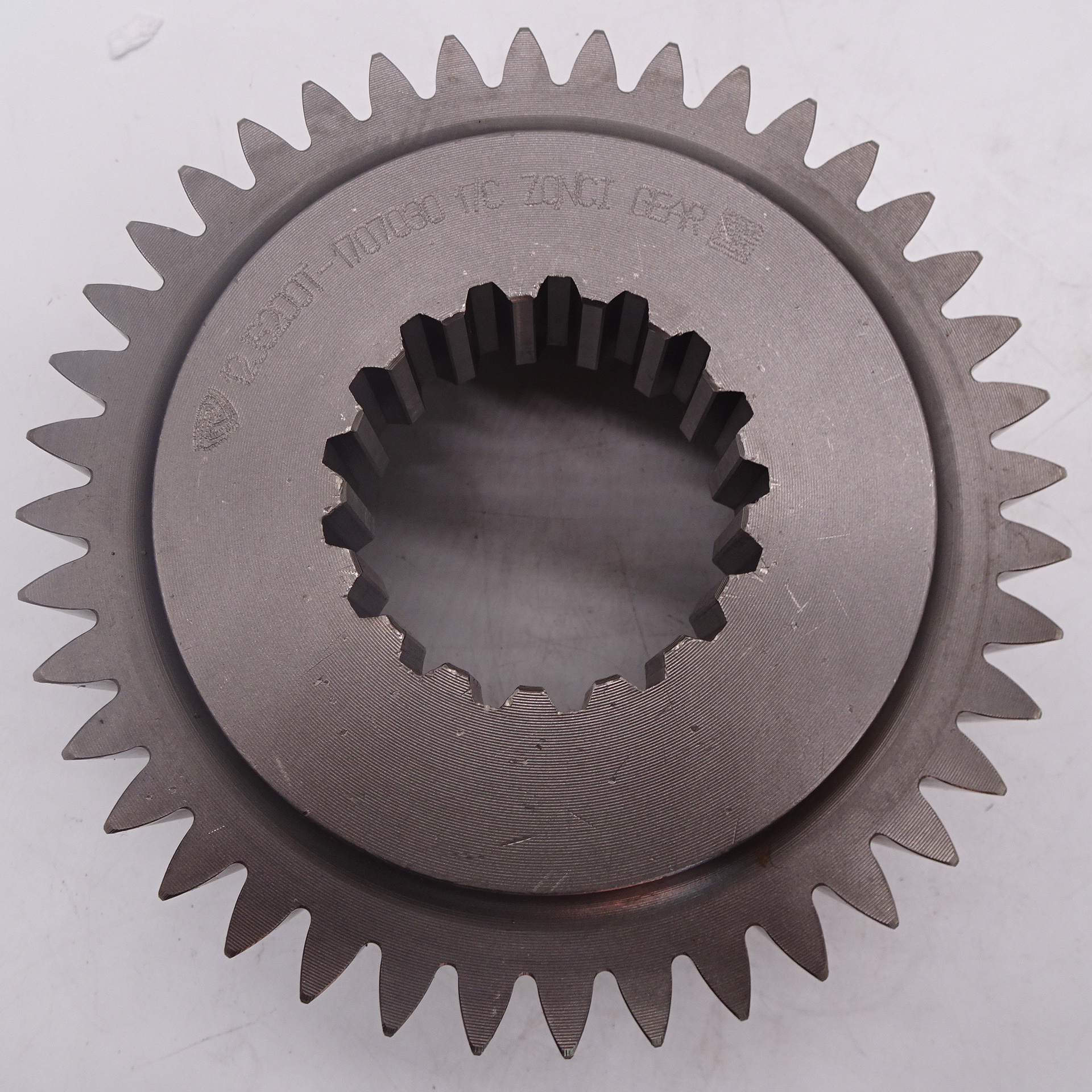 用于重型柴油卡车快速变速箱 16756 的新型倒档齿轮