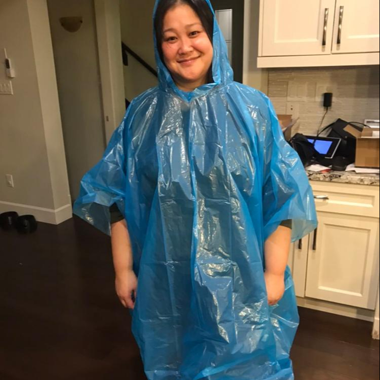 HR-International 5 Packs Disposable Rain Poncho with Hoods Extra Thick PEVA One Time Raincoat Protective Gowns for Adult Women Men Blue