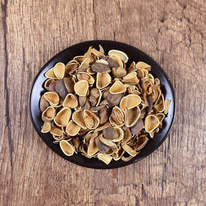 高品质松子壳出售