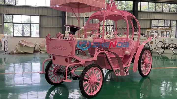 ピンクプリンセスかぼちゃ馬車 - 電動・馬引き観光カート販売