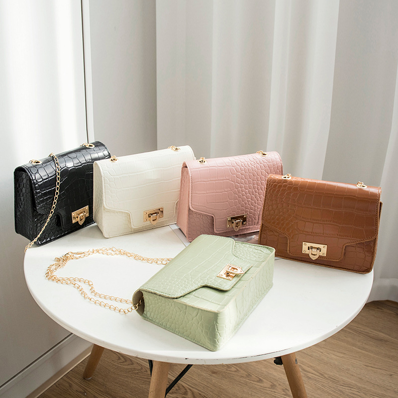 boutique mystery bolsa
