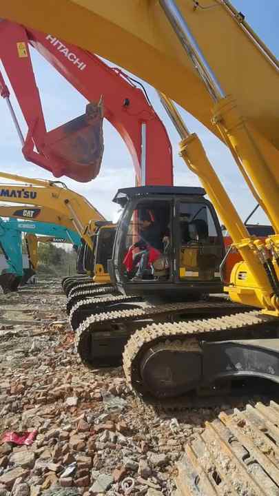 パンダ HITACHI Zx360hg Excavator - 36.5 Ton, 1200 Hours, Japan