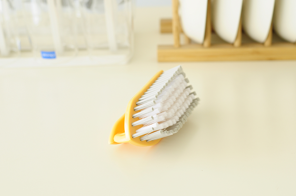 Clothes Clean Plastic Brush and clothes scrub brush clothes washing brush