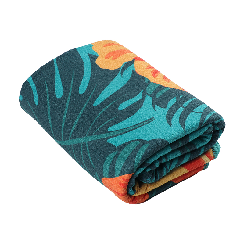 custom woven pattern embroidered transfer print golf towel for golf waffle super absorbent sublimation