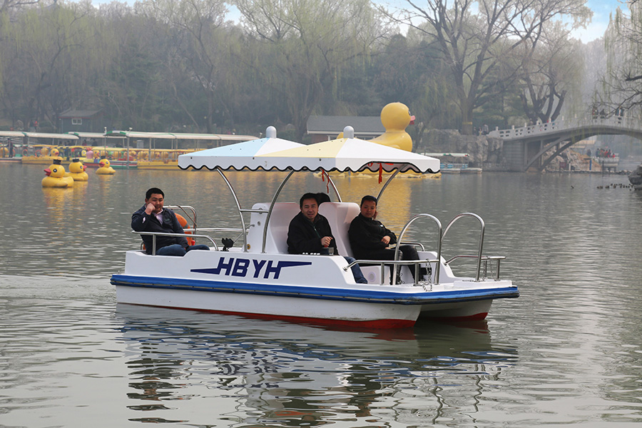 电船公司水上乐园玻璃纤维船游乐设备出售 - buy electric boat