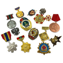 Preço de fábrica personalizado emblema do metal esmalte badge pin de lapela militar 3D botão crachá