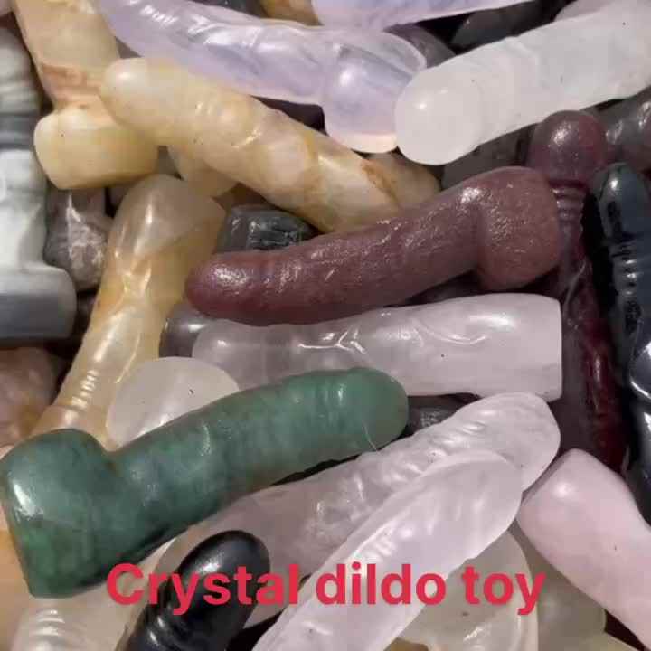 Wholesale Natural Crystal Crafts Handmade Crystal Dildo Toys 10cm Length  Dildo Toys Cannot Be Sold to Islamic Countries