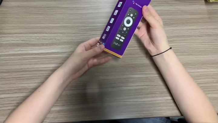 2024 HCS97 Smart TV Stick - Android 13, 8K, BT5.4 Voice Remote