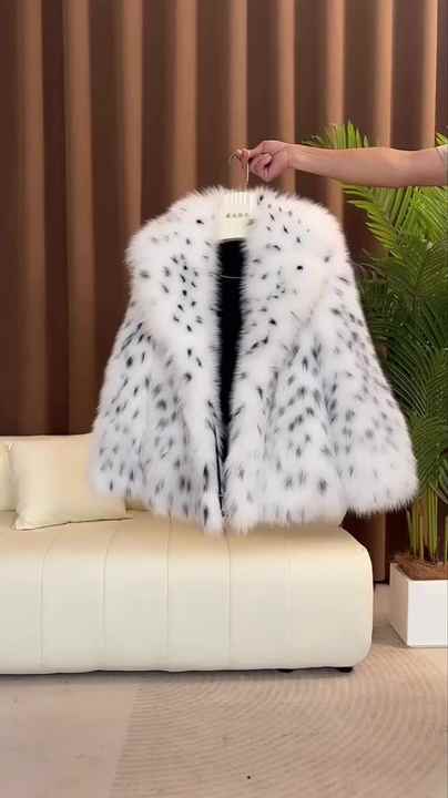 Lynx Fur Women's Thick Winter Coat with Hood