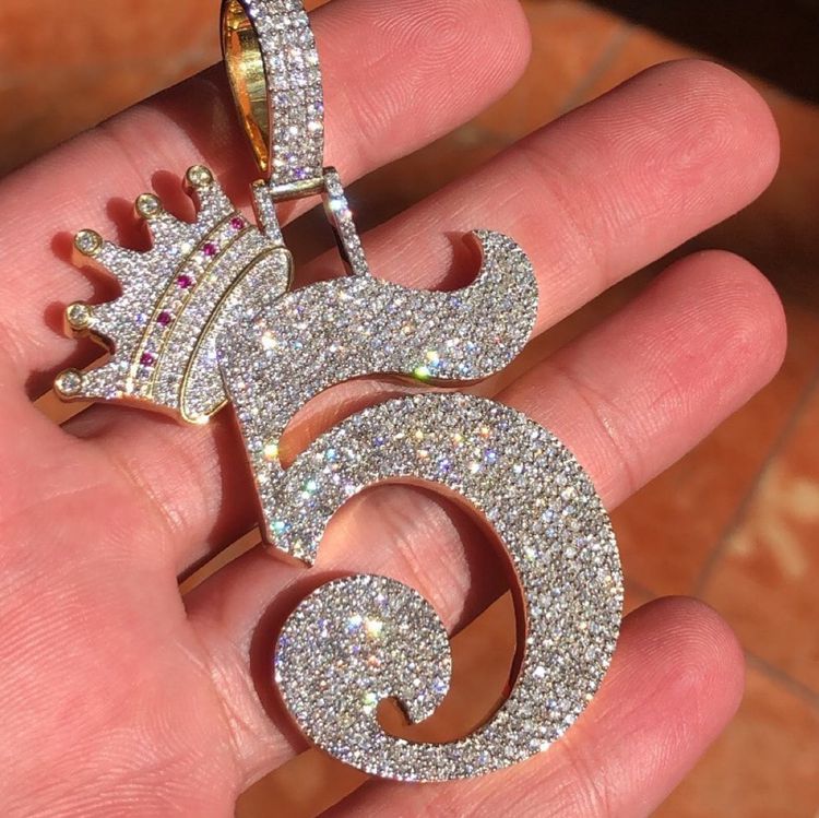 2023 Dropshipping Letter 5-Crown Hiphop Pendant VVS Moissanite Pendant Charm Pendant With Clasp