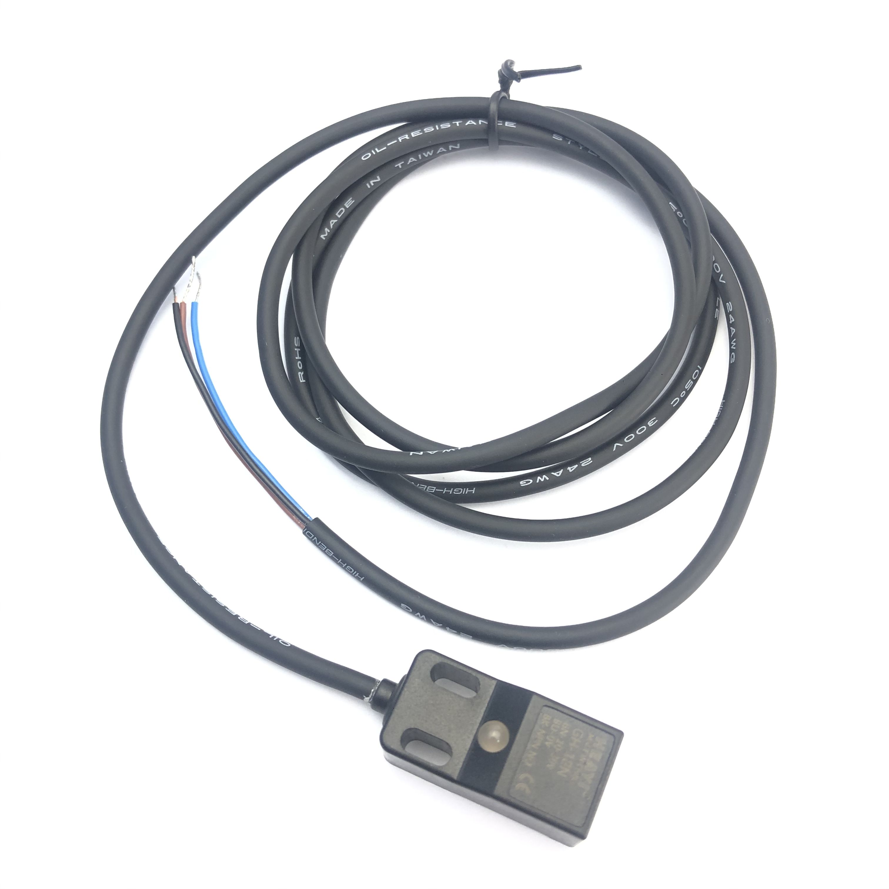AUTONICS CR30-15DP CAPACITIVE SENSOR 15MM SENSING M30 ROUND 12-24VDC