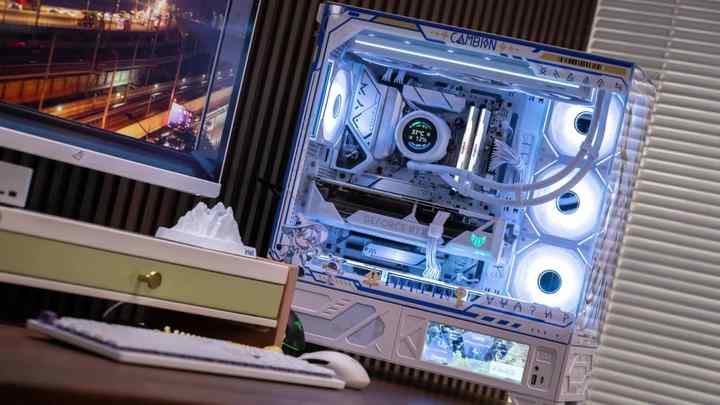 Valkyrie VK03M Gaming PC Case - Support for 360 Water Cooling