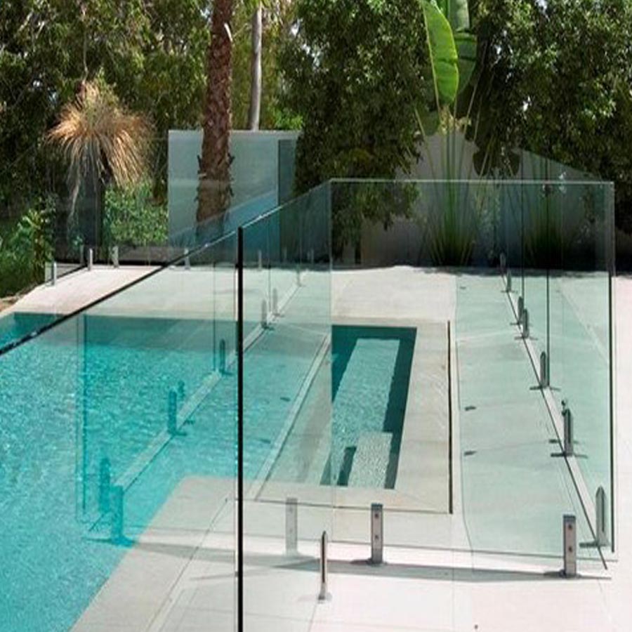 落地式玻璃栏杆与不锈钢龙头甲板栏杆无框玻璃游泳池栏杆