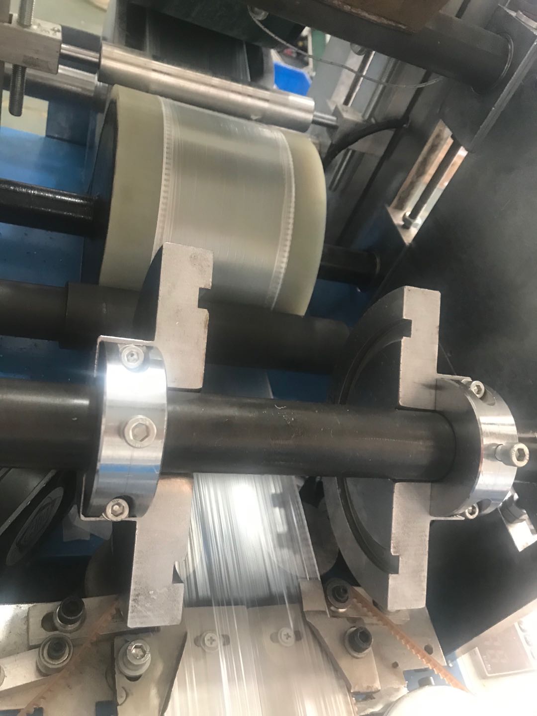 disposable plastic car steering wheel cover making machine