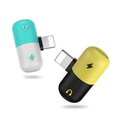 Shenzhen Boa Qualidade 2 em 1 Cápsula Mini Jack Splitter Adaptador de Áudio de Carregamento Duplo Portas Suporta Ouvir Música para iPhone
