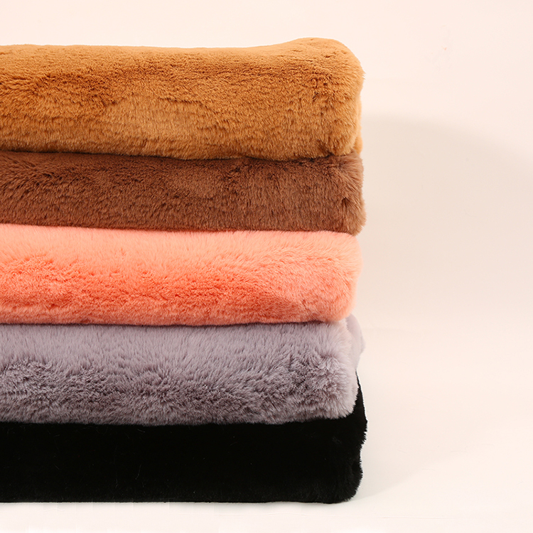 100% Polyester New style knitted polar fleece soft fur plush fabric Faux Fur Fabric knitted fluffy