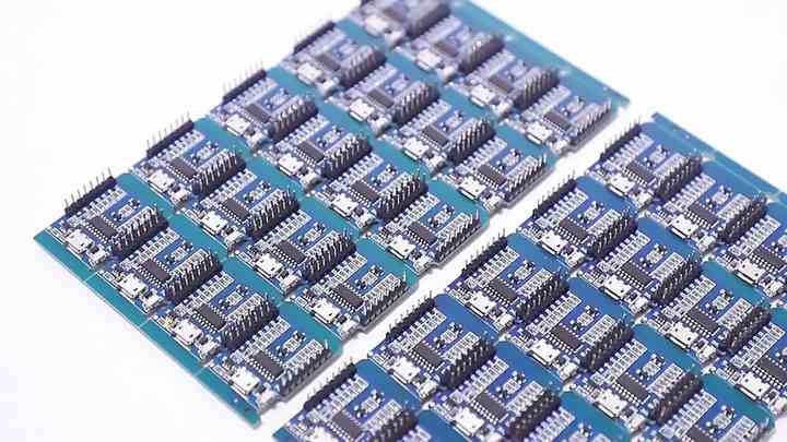 Misuratore Digitale Di Capacità E Induttanza Con Display LCD 1602, Portata 0,01pF-10µF E 0,001µH-100H, Alimentazione USB, Colore Verde