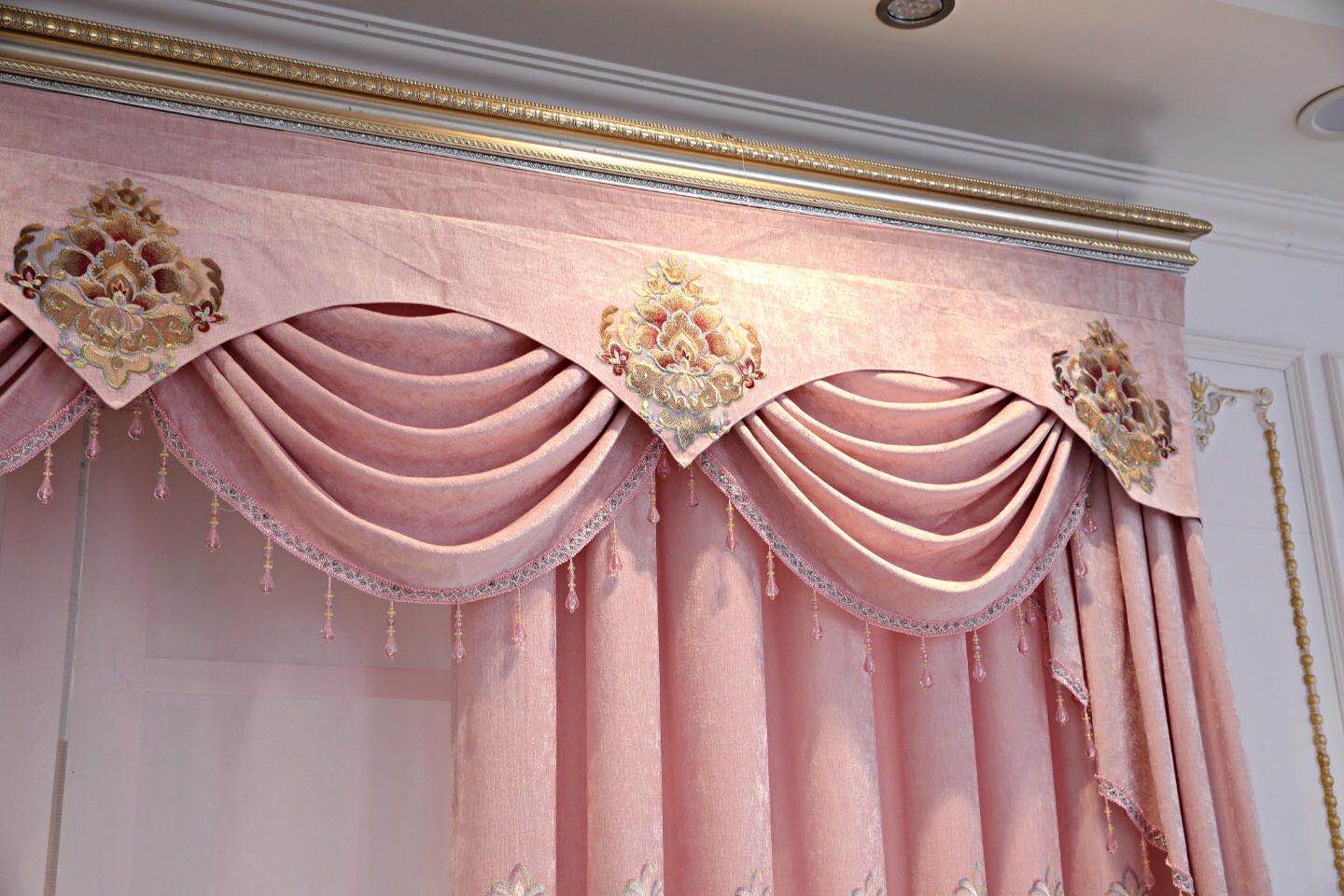 European luxury style curtain design and cheap price embroidery sheer fabric embroidered curtain