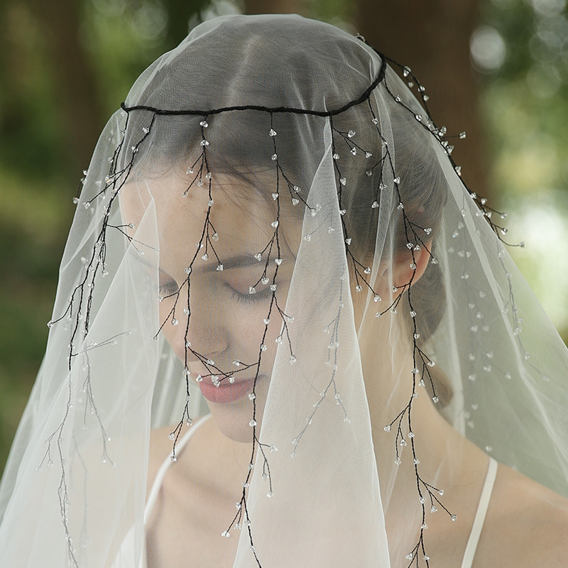 优雅的婚礼手工面纱长面纱水晶头饰新娘面纱