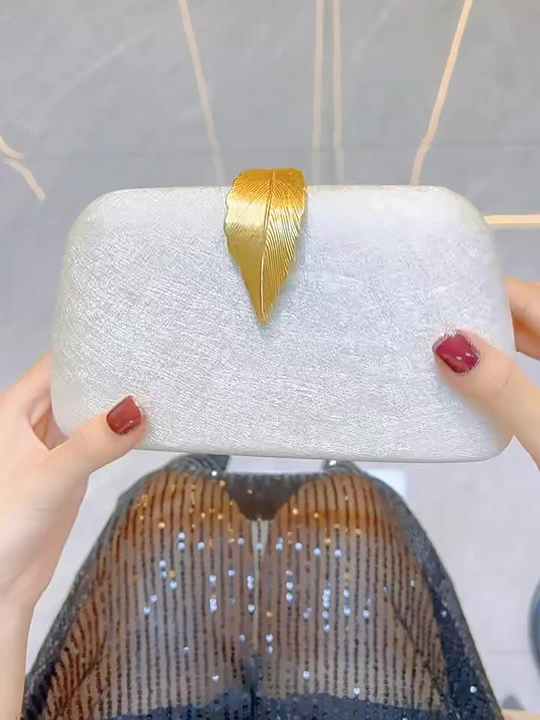 Hot Selling Metal Leaf Handbag Formal Dress Bag Colorful Evening Bag Box Shaped Velvet Clutch Bag for Women prom dresses 2025 Hot Selling Metal Leaf Handbag Formal Dress Bag Colorful Evening Bag Box Shaped Velvet Clutch Bag for Women prom dresses 2025