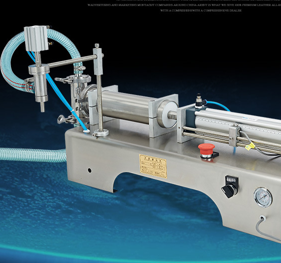 Горизонтальная пневматическая разливочная машина с двумя насадками XHL