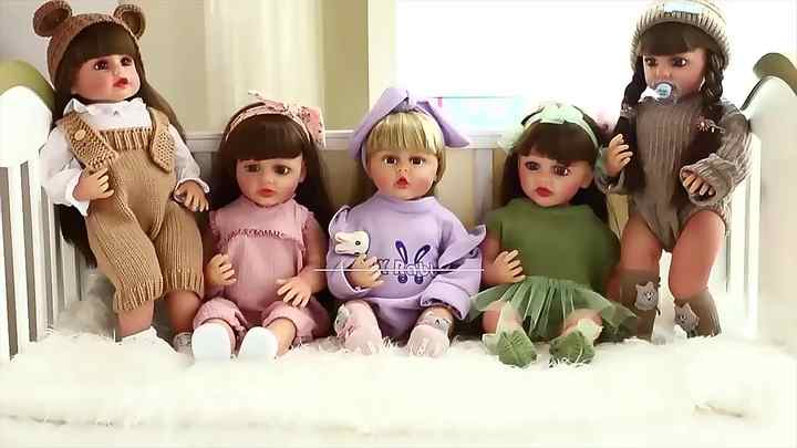 Wholesale Lovely Reborn Baby Dolls Clothes 22 Inches Dolls Clothes