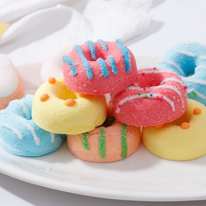 网络红色糖果儿童棉花糖糖果软糖新卡通风格家庭休闲小吃 - buy candy