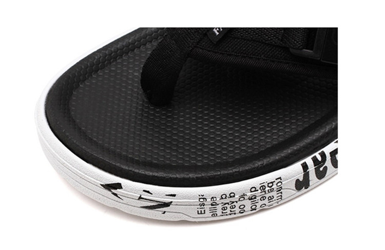 China Slippers Suppliers Summer Beach Sandals for Men Outdoor Flat Shoes