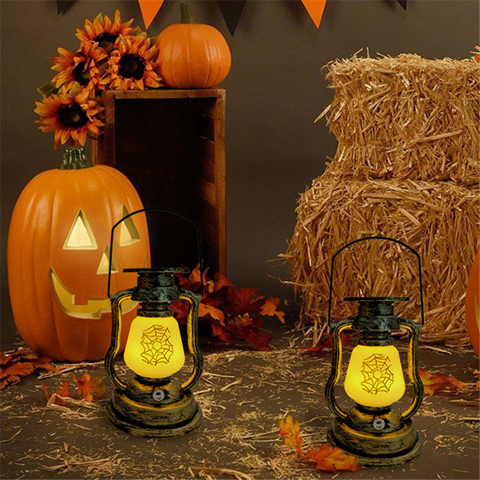 Винтажный Железный фонарь на солнечной батарее, украшение семейного ландшафта, светодиодная лампа для Хэллоуина, желтый свет