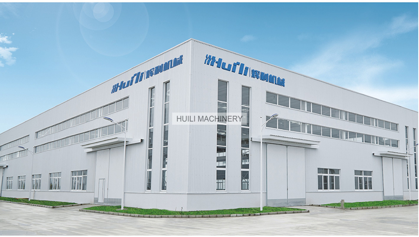 Hot sale PET Bottle making stretch Blow Molding Machine servo motor Blowing moulding machine