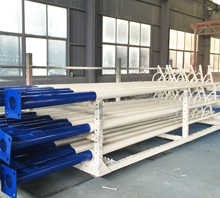 带自动升降系统的镀锌高桅杆灯杆