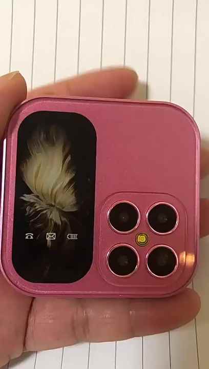 I17 Mini Palm Flip Mobile Phone - 2G Dual SIM, Speed Dial, FM Radio, 1.77-Inch Screen