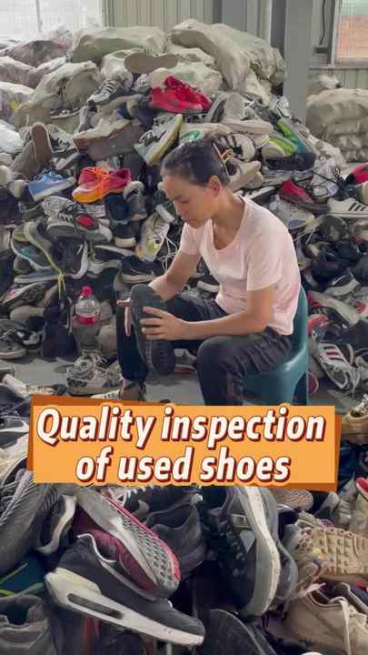 Hot Selling Shanghai Branded Men's Used Shoes A Grade Low Price Mix Label  Bulk for Summer Autumn Seasons Hot Sell Sepatu Bekas