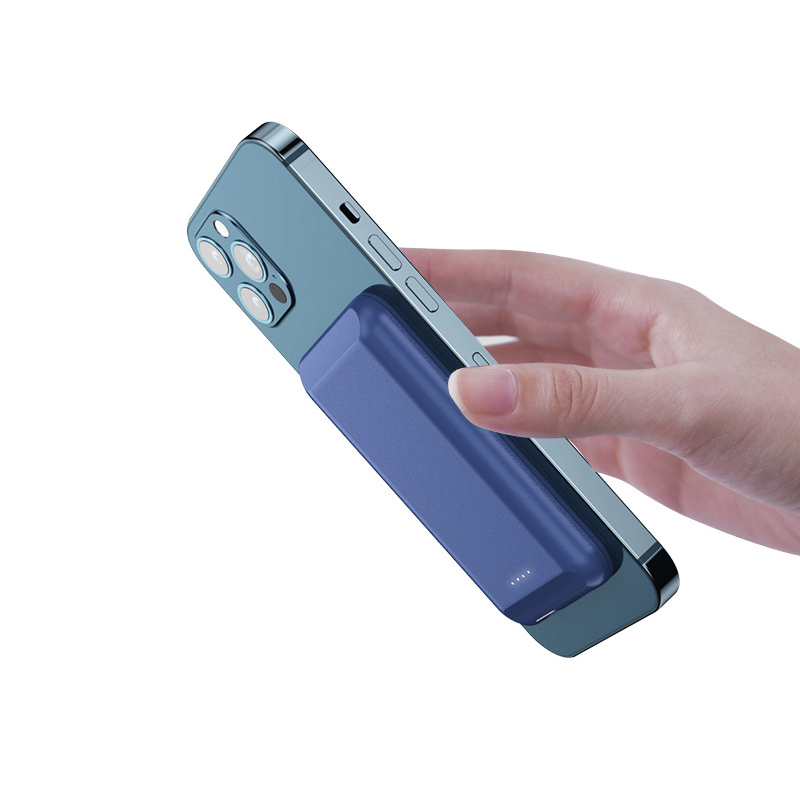 Магнитное Беспроводное зарядное устройство 5000 мА мини портативное зарядное устройство для iPhone 12 Pro Max Магнитная внешняя батарея портативное зарядное устройство