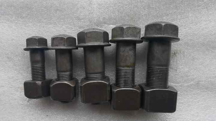 Carbon Steel Standard Size Excavator Track Shoe Bolts ZX110 ZX120