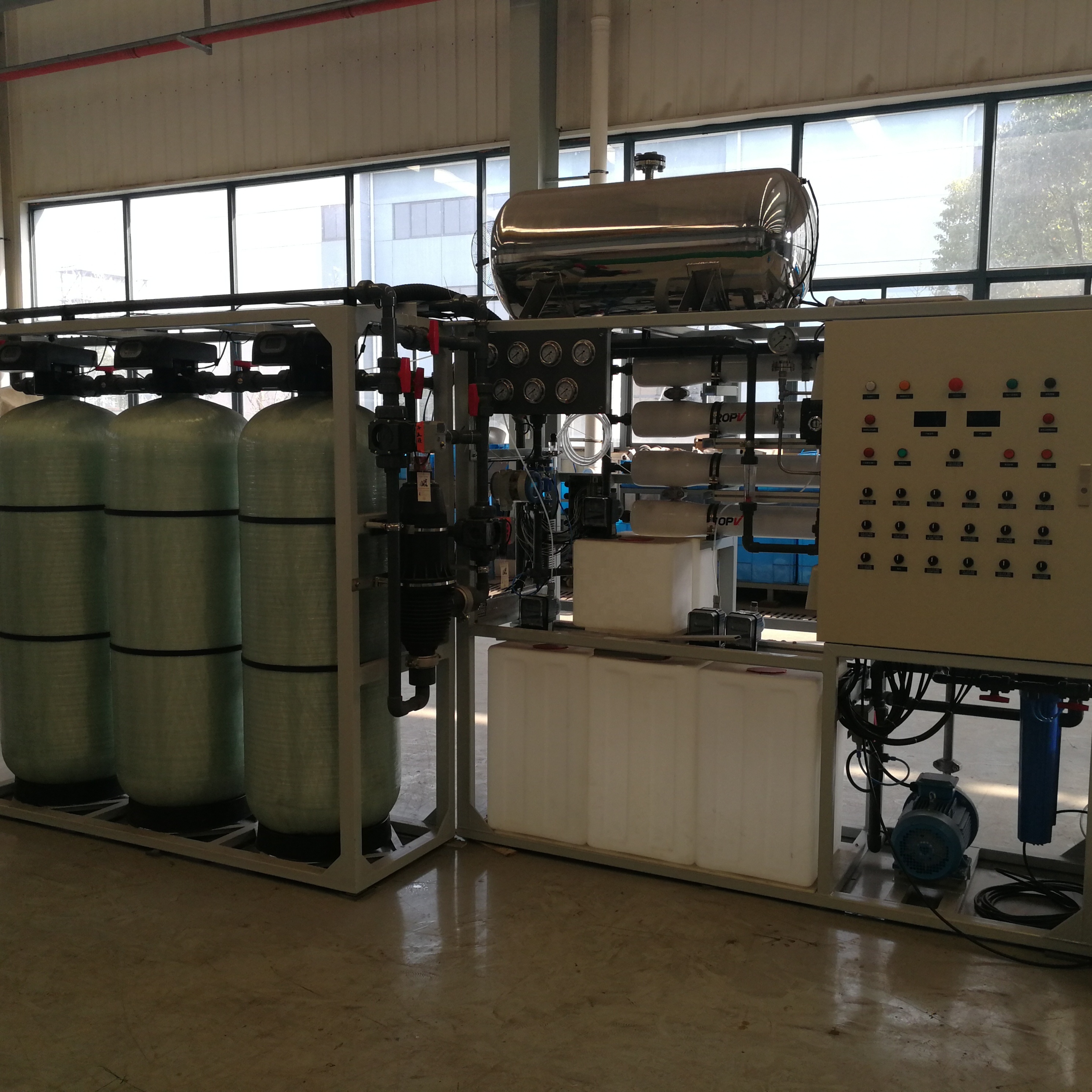 精致结构制造反渗透海水淡化系统容器海水淡化设备