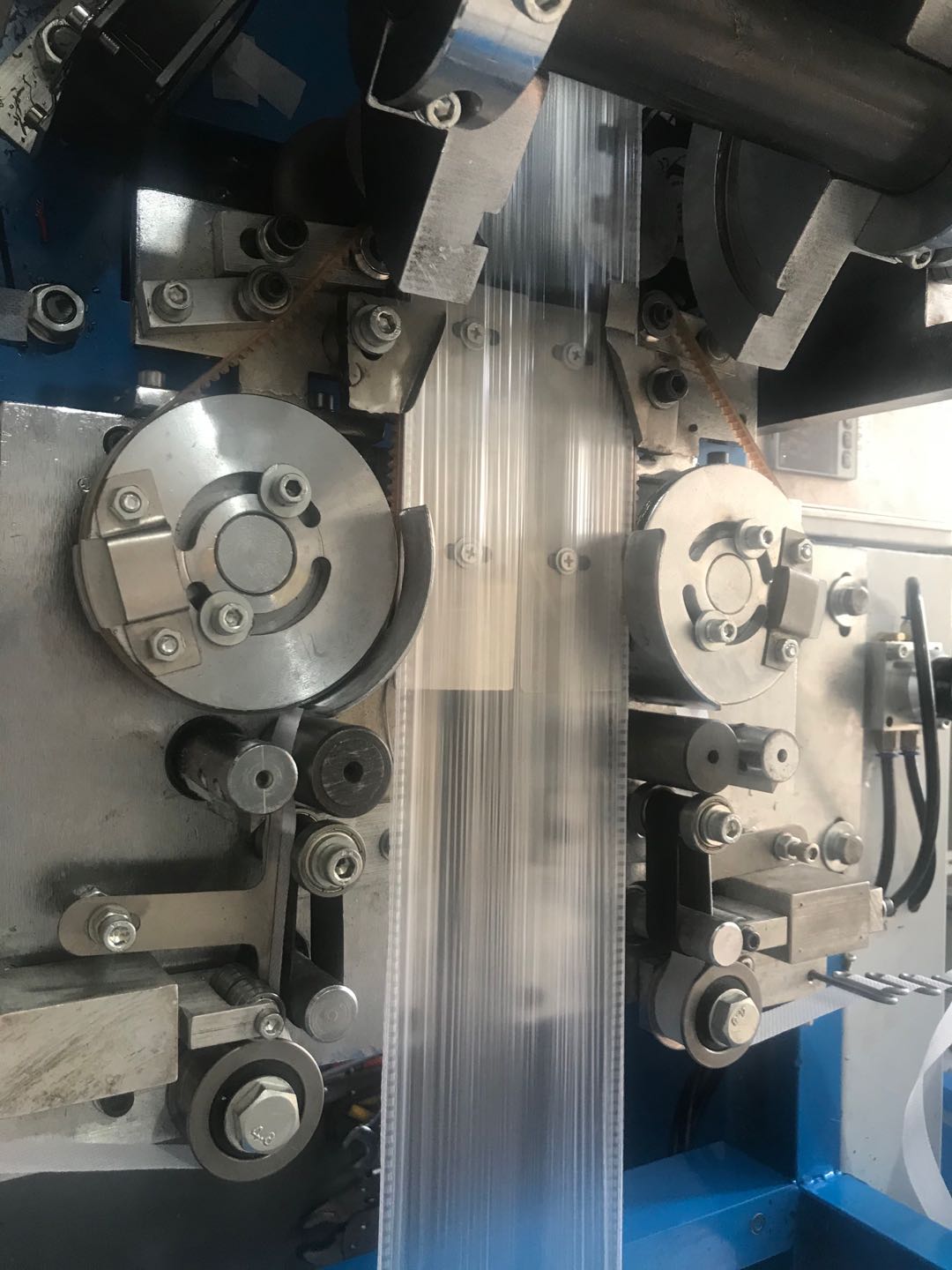 disposable plastic car steering wheel cover making machine