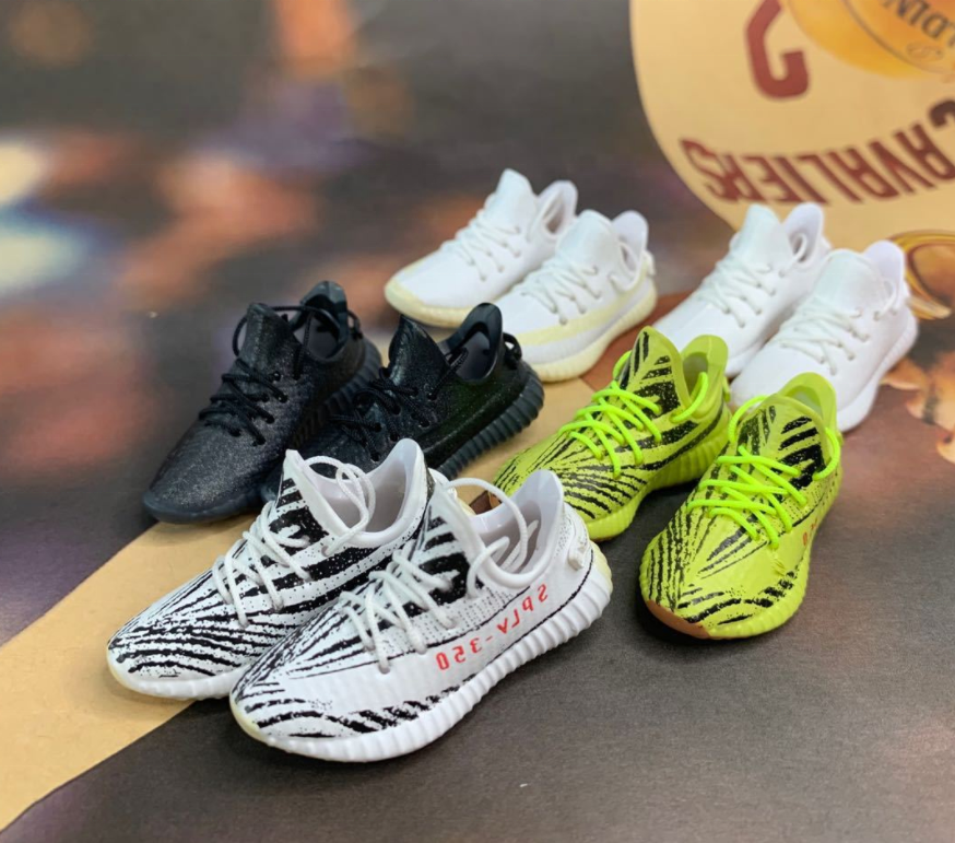 Оптовая продажа 2021, 3D пластиковый брелок Yeezy 350 v2 Air Jordan Shoes с мини-коробкой