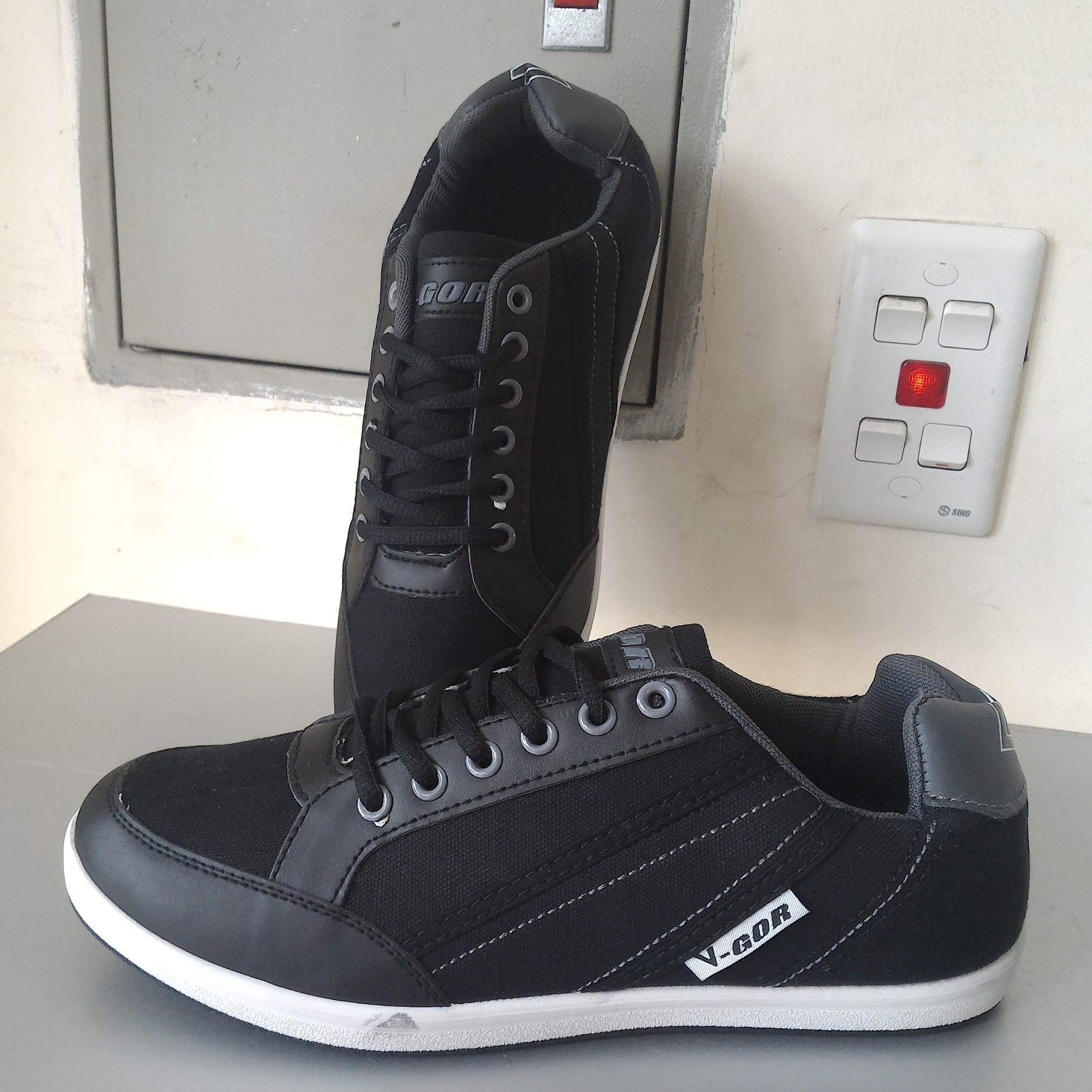 Overstock shoes Clearance