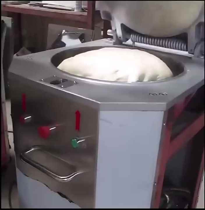 Baking Catering Equipment Hydraulic Dough Divider Large Bread Dough