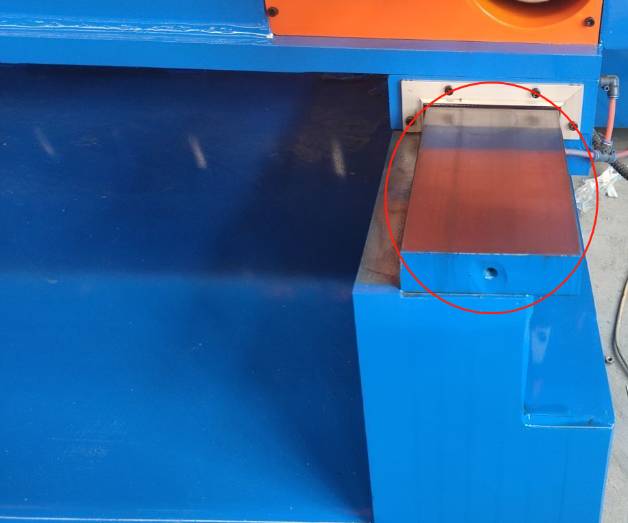 spindleless veneer peeling lathe Plywoodline